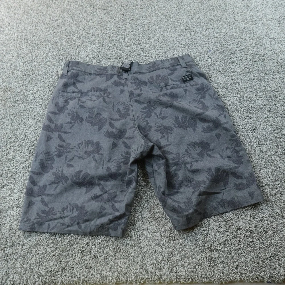 Travis Mathew Shorts Mens 32 Gray Floral Print Chino Golf Performance Stretch